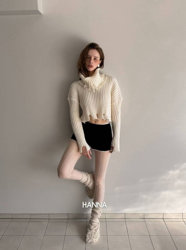 下擺破損造型立領毛衣 