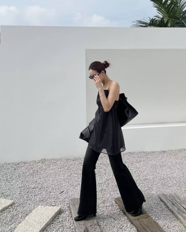 透紗吊帶小洋裝 