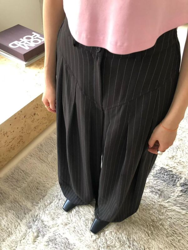 長腿落地寬版西裝長褲 