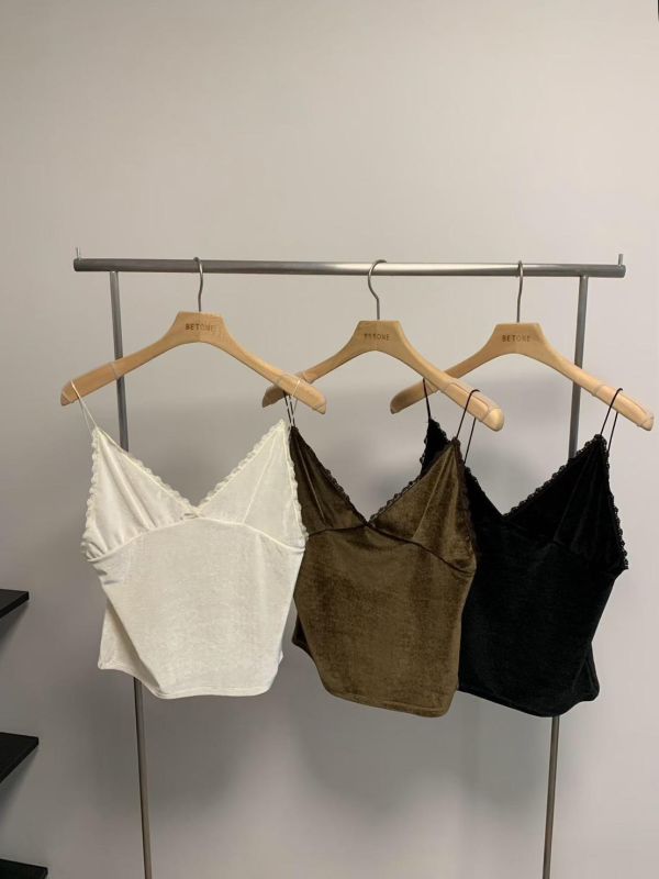 V領拼接蕾絲背心 