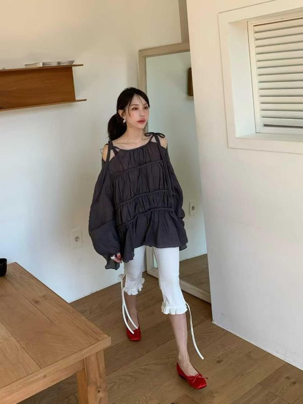 浪漫露肩蛋糕上衣 