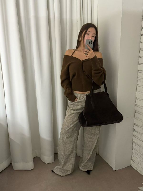 安哥拉羊毛繞脖上衣(羊毛65) 