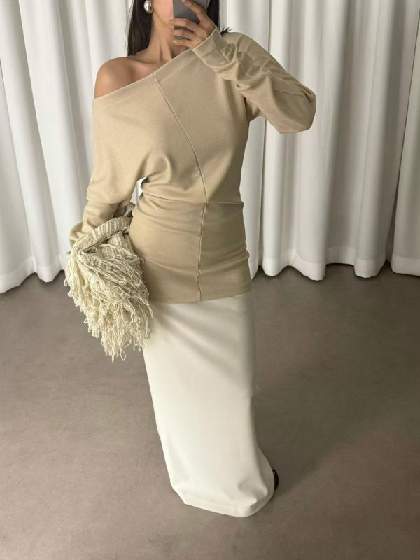 車線剪裁斜肩棉質洋裝 