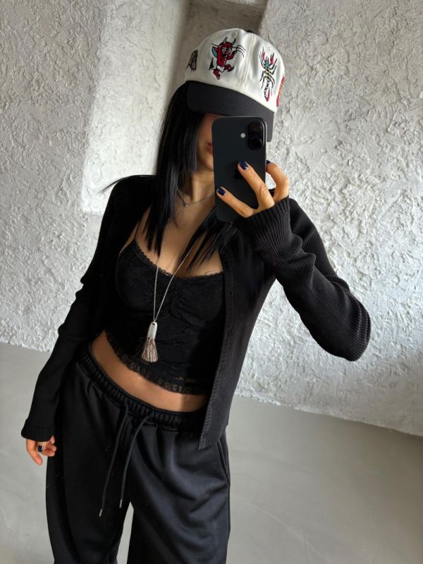 精緻蕾絲細肩背心 