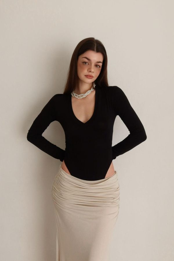 V領包屁長袖上衣 