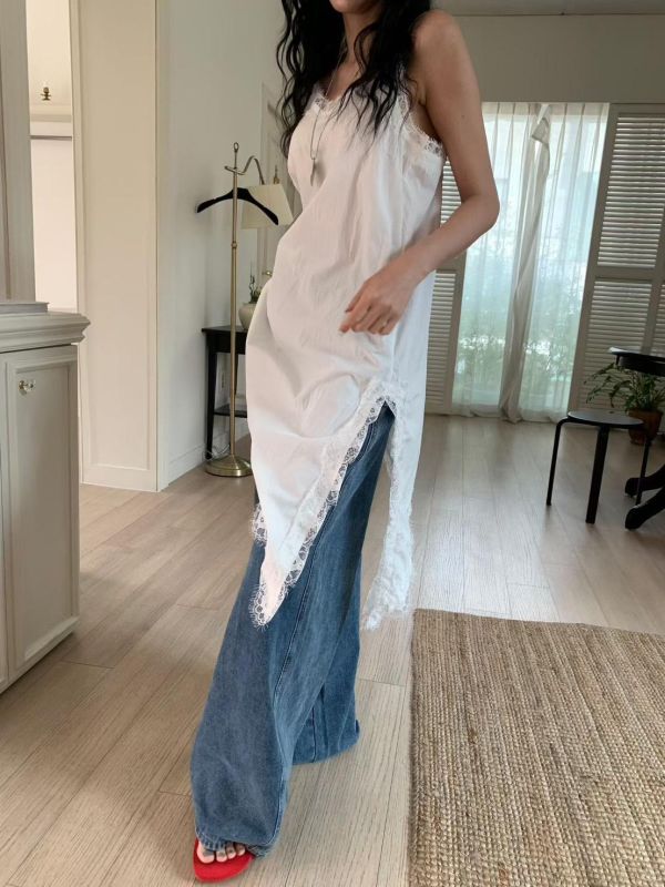 蕾絲拼接下擺不規則洋裝 