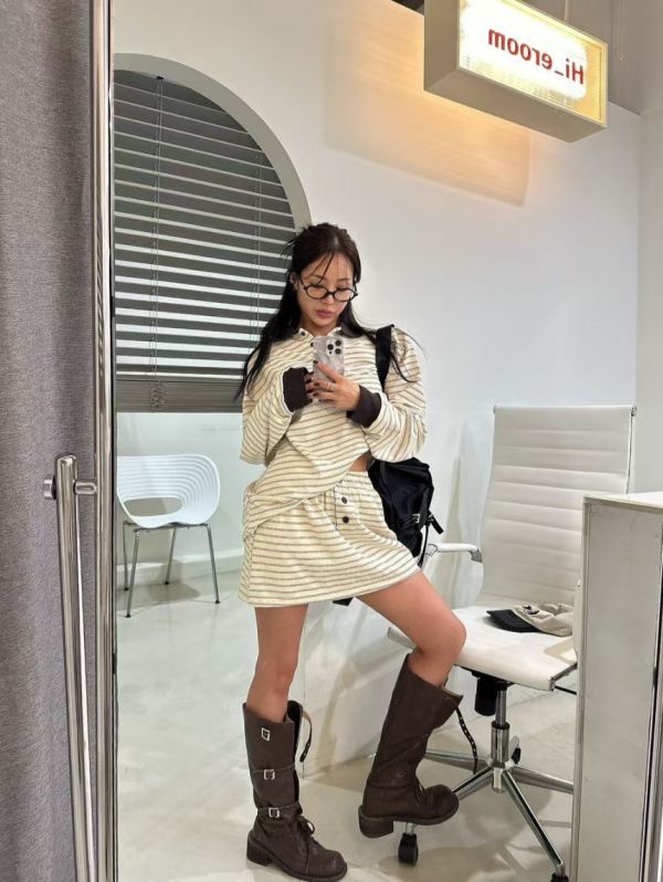 拼色細條紋POLO上衣/鈕扣條紋短裙 