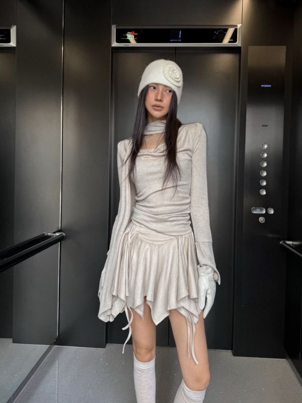 綁帶堆堆感上衣 