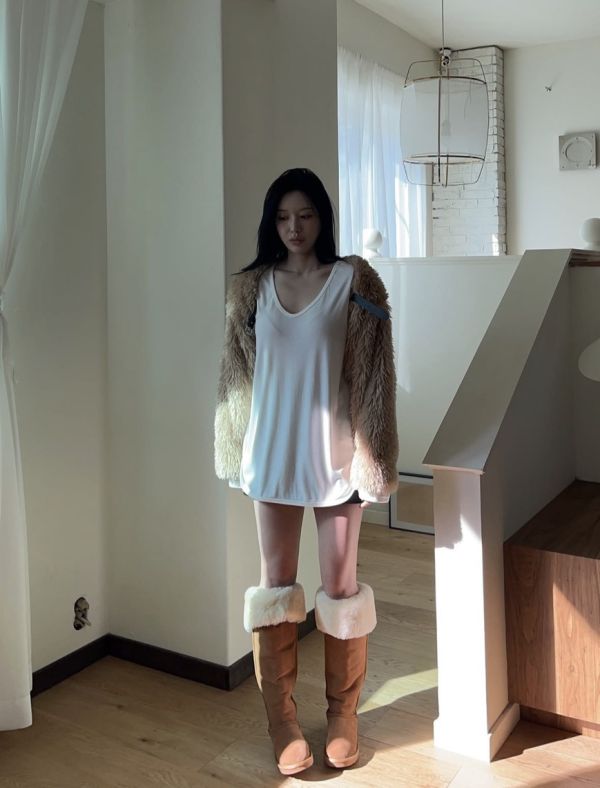 毛毛短版皮帶扣短版外罩 