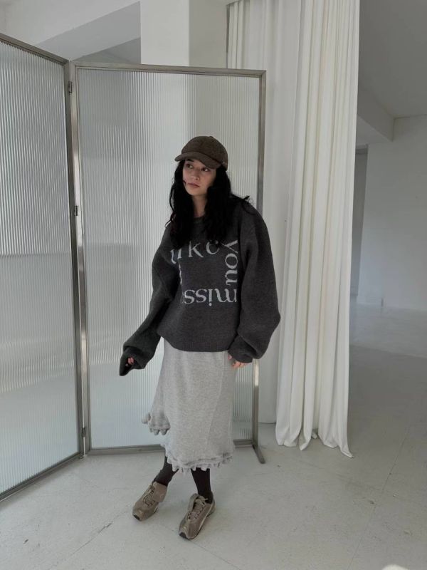 字母寬鬆針織毛衣 