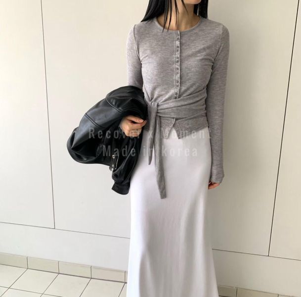 圓領不規則綁帶上衣 