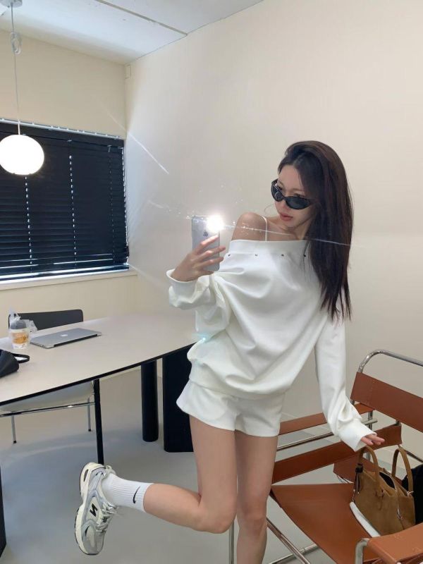 設計感斜肩上衣+短褲SET 