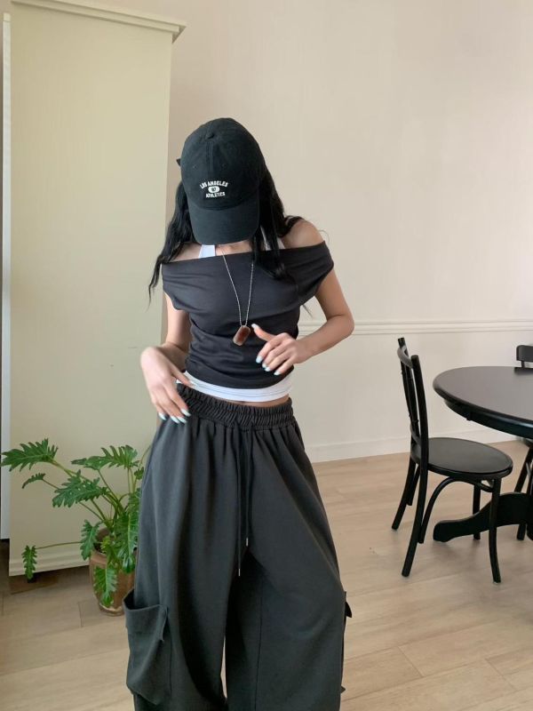 假兩件繞脖船領上衣 