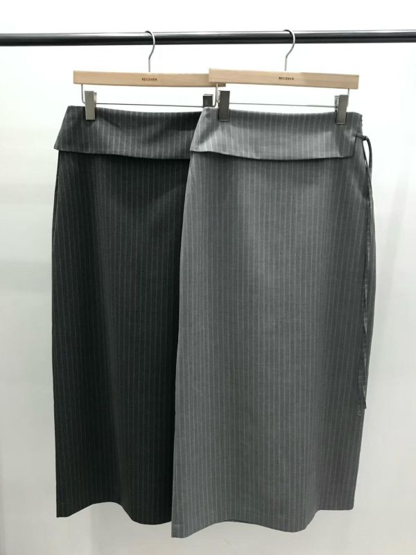 翻領側綁顯瘦條紋西裝裙 