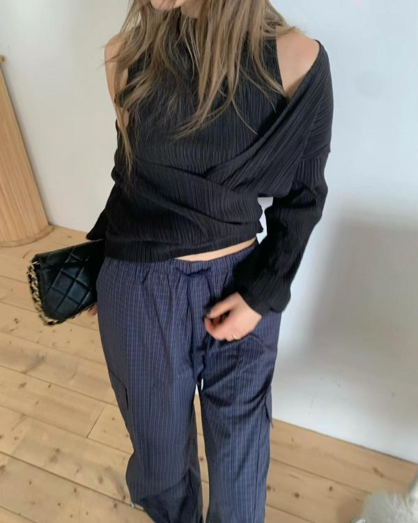 兩件式露肩皺褶上衣 