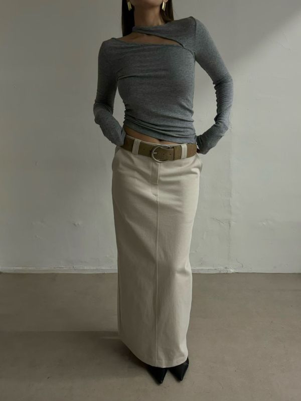 繞脖後簍空彈性上衣 