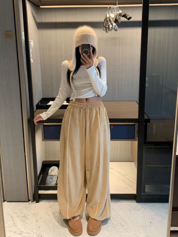 天鵝絨下擺縮口休閒褲 