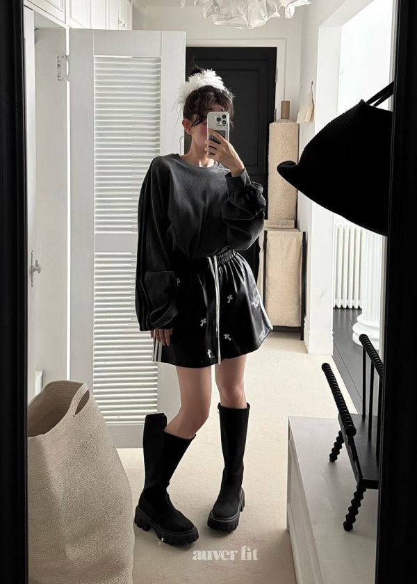 PU皮十字架貼標短褲 