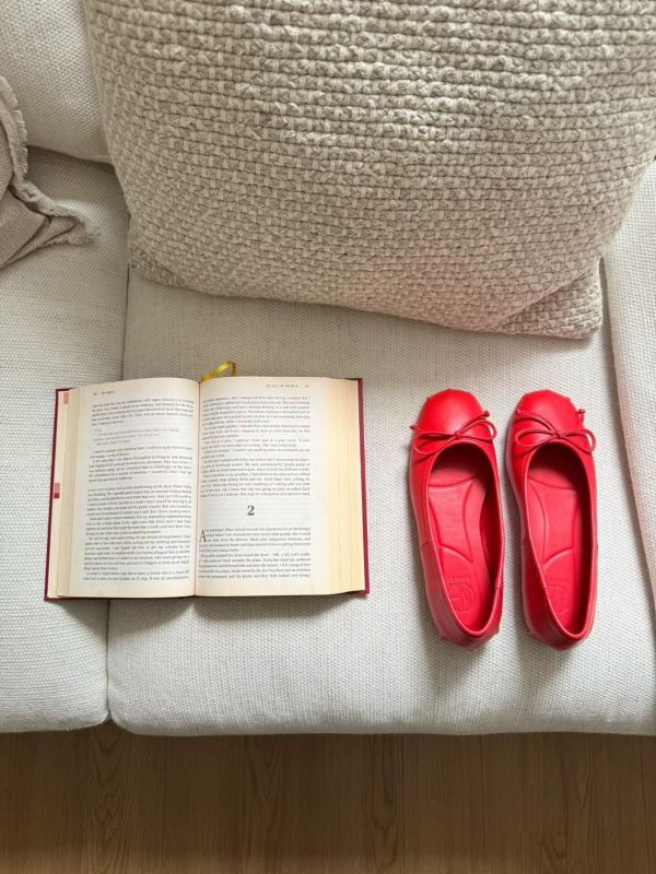 蝴蝶結圓頭平底娃娃鞋(偏小半號) 