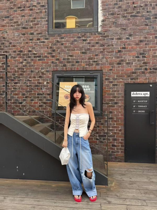 拉繩平口辣妹上衣 