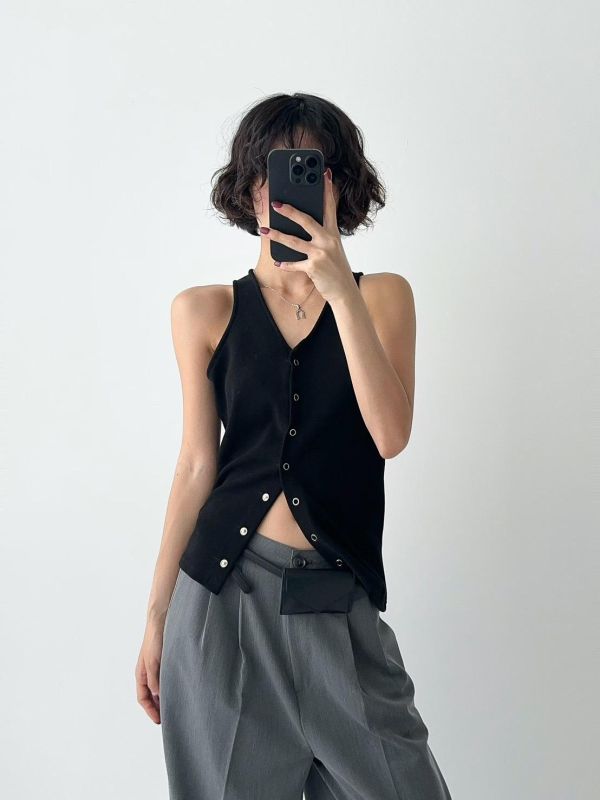 基本款顯瘦背心 