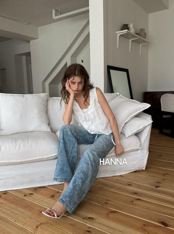 亮鑽蕾絲花牛仔長褲 