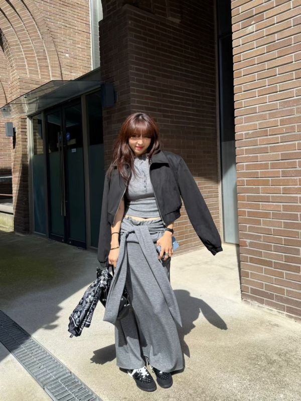 無袖立領上衣/顯瘦綁帶裙 