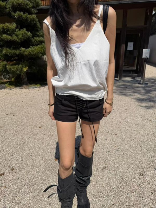 綁帶串珠低腰短褲 