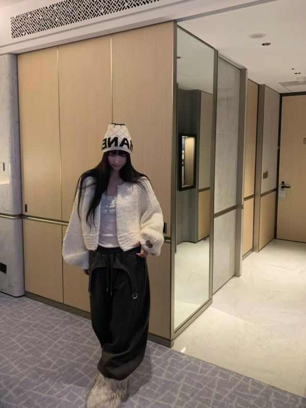 羊毛手工編織外罩 