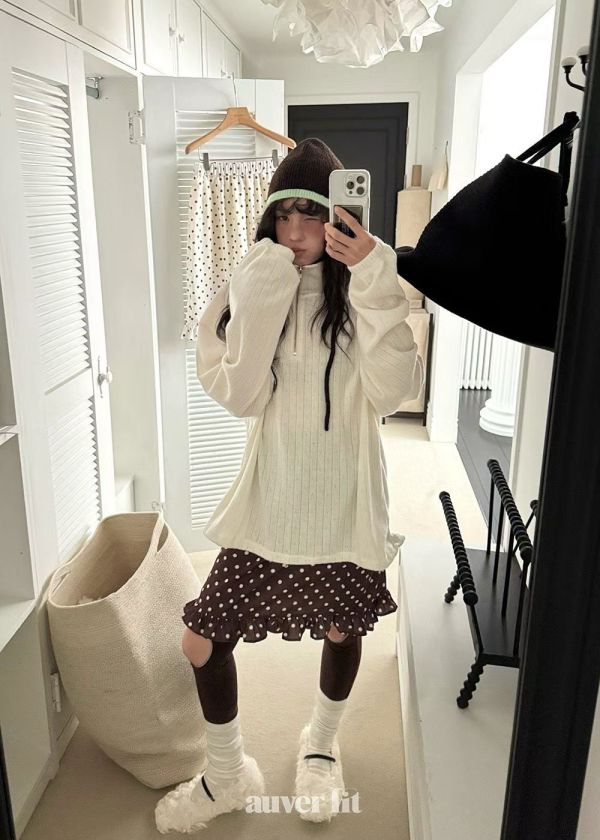 半拉鍊高領下擺縮口針織上衣/寬鬆休閒縮口褲 