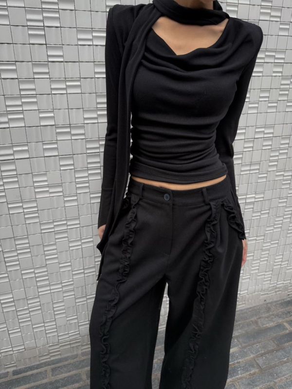 綁帶堆堆感上衣 