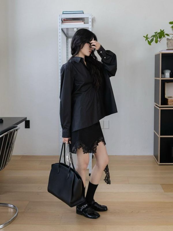 不對稱下擺蕾絲拼接裙 