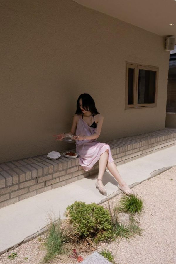 緞面背心/緞面不規則裙 