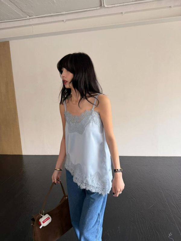 時髦挺版蕾絲背心 