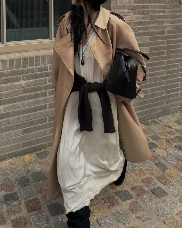 V領連身背心緞面蕾絲長洋裝 