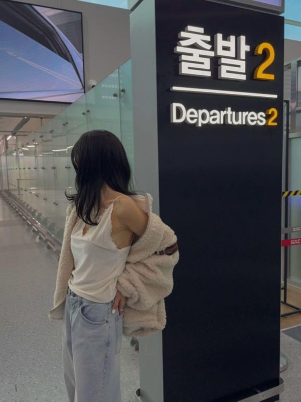 V領拼接蕾絲背心 