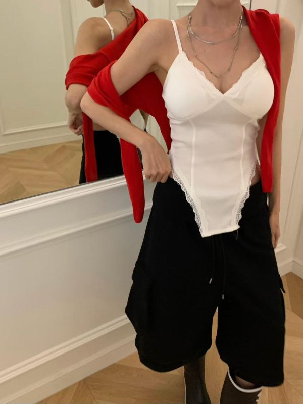 V領帶胸墊蕾絲背心 