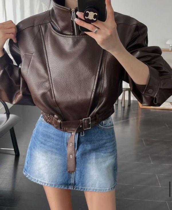 翻領釦帶皮革外套 