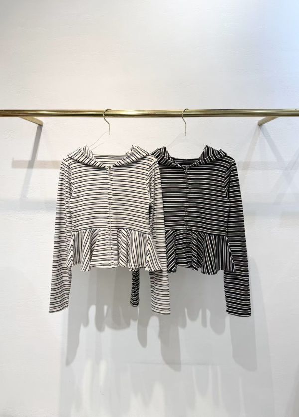 下擺荷葉條紋外套/條紋休閒短褲 