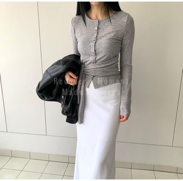 圓領不規則綁帶上衣 