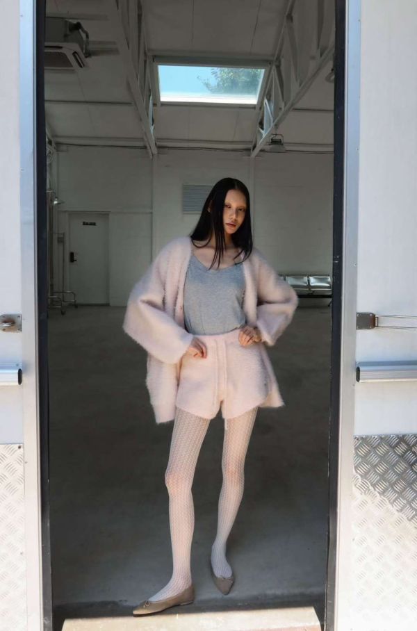 毛絨絨寬鬆罩衫/毛絨短褲 