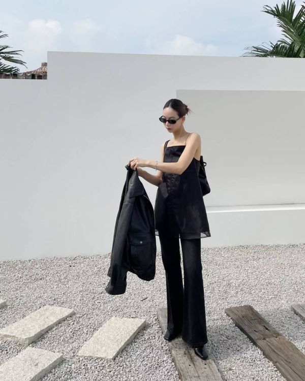 透紗吊帶小洋裝 