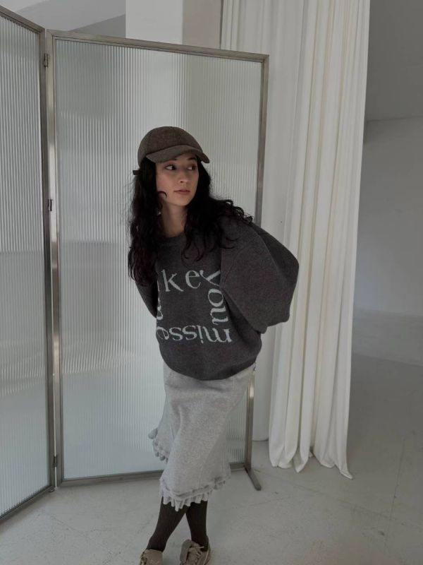 字母寬鬆針織毛衣 