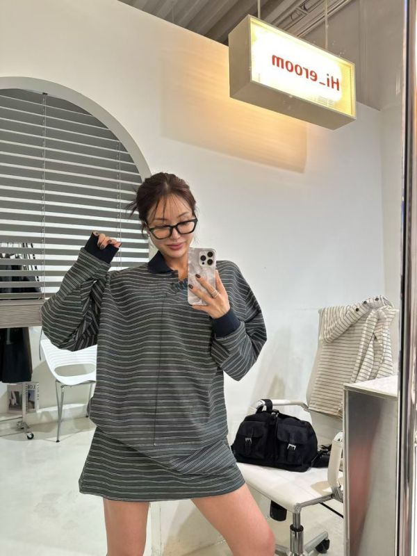 拼色細條紋POLO上衣/鈕扣條紋短裙 