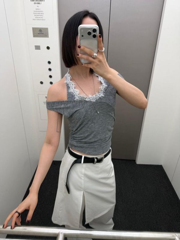 繞脖蕾絲假兩件背心 