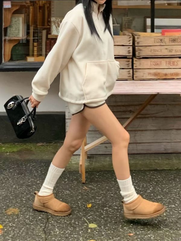 毛料拉鍊立領上衣/毛料綁繩小短褲 