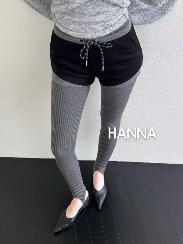 拼接設計針織小短褲 