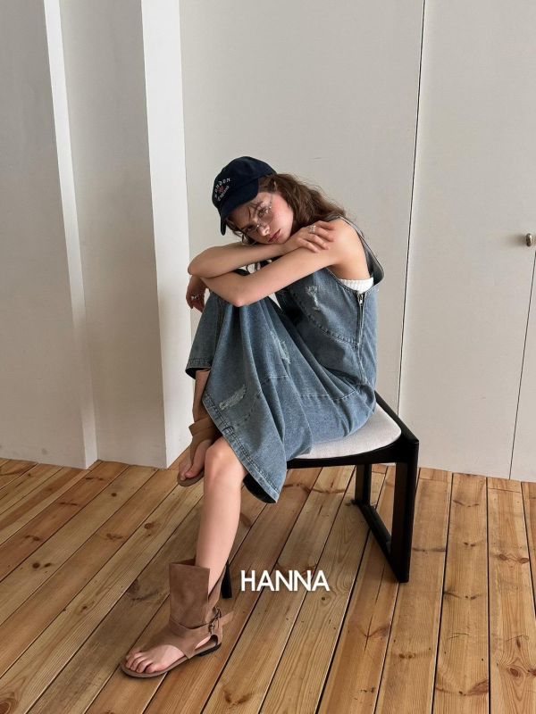 V領破洞設計牛仔洋裝 