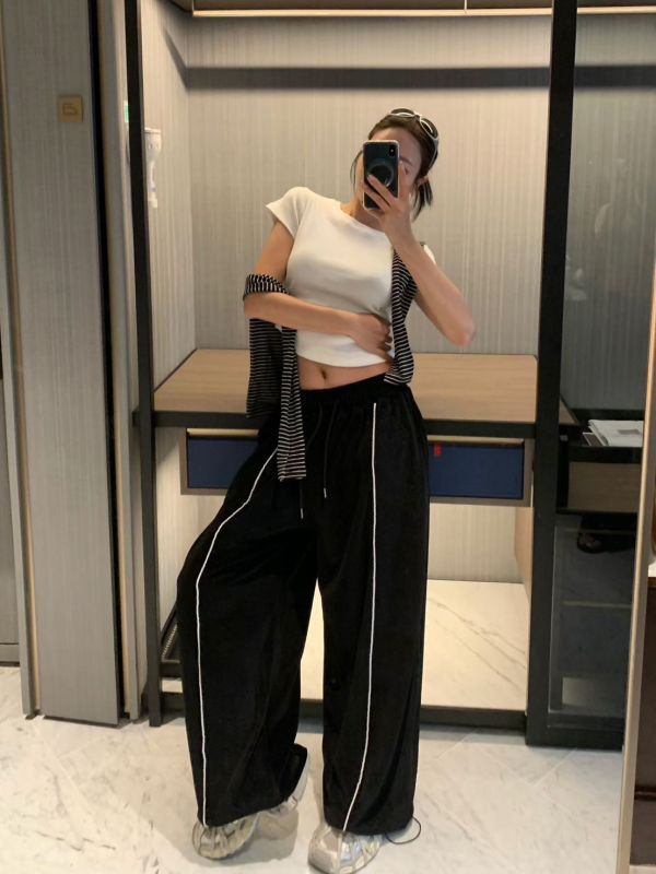 天鵝絨下擺縮口休閒褲 