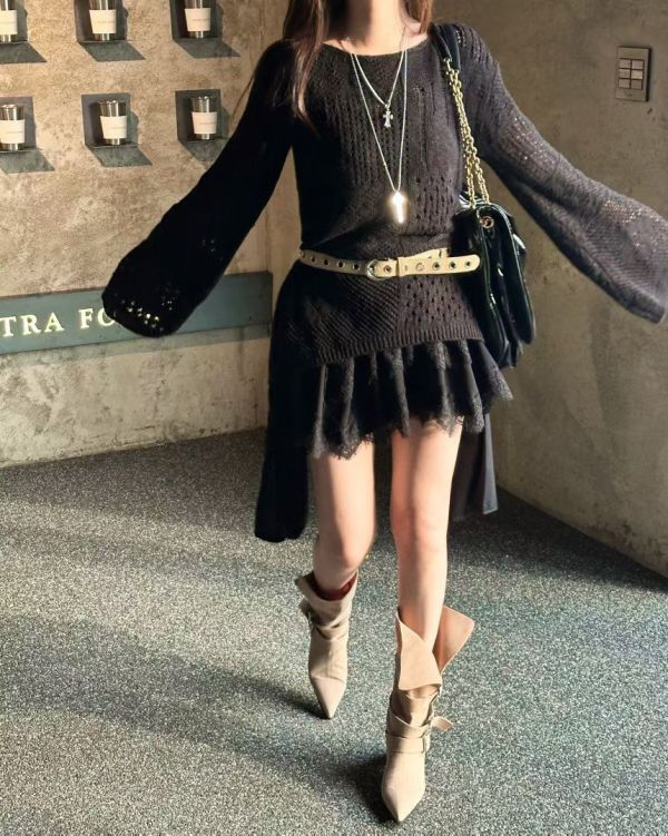 不規則蕾絲拼接洋裝 